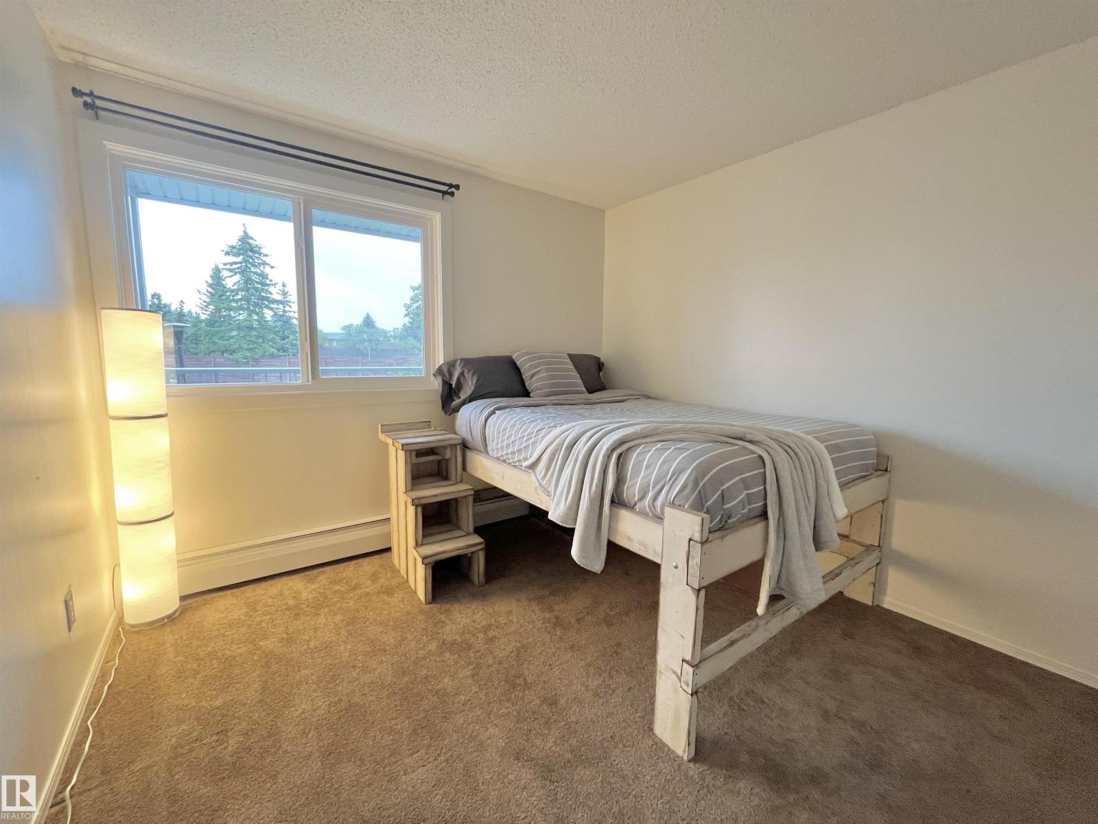 Photo 7 of 233 4404 122 St Nw, Edmonton AB