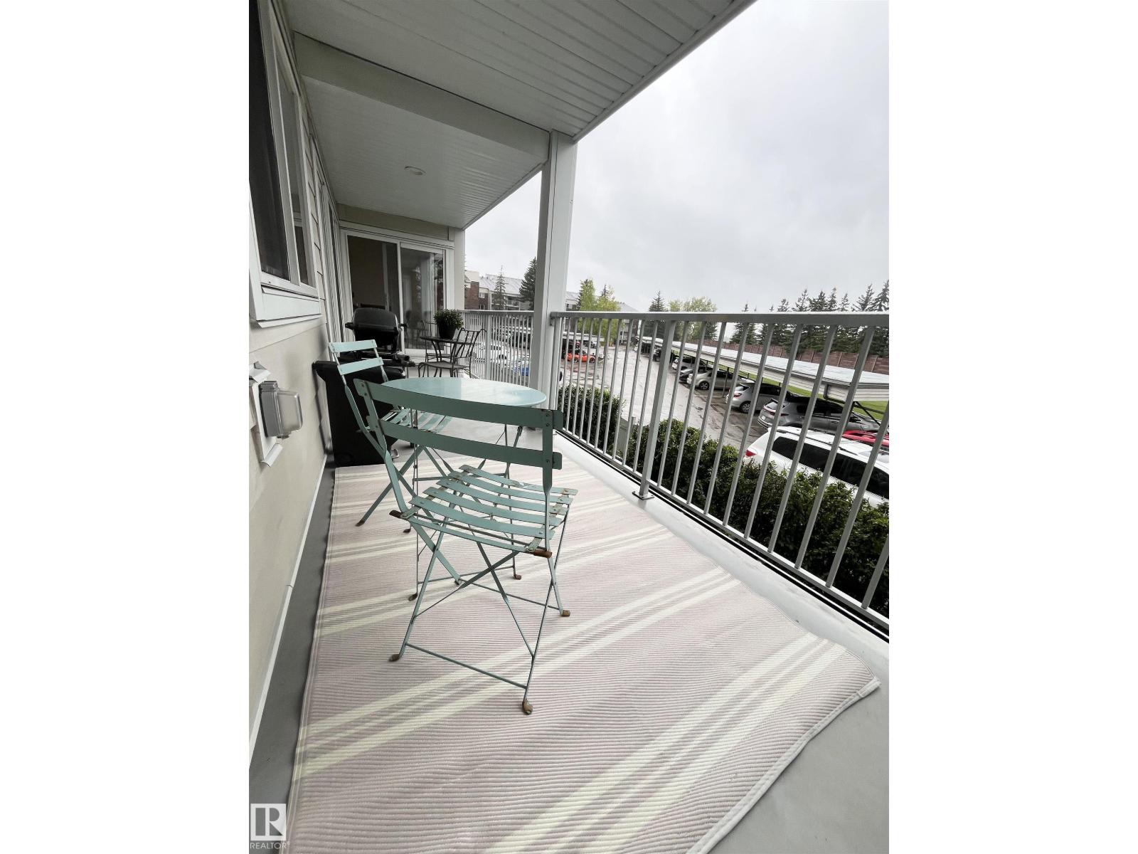 Photo 17 of 233 4404 122 St Nw, Edmonton AB