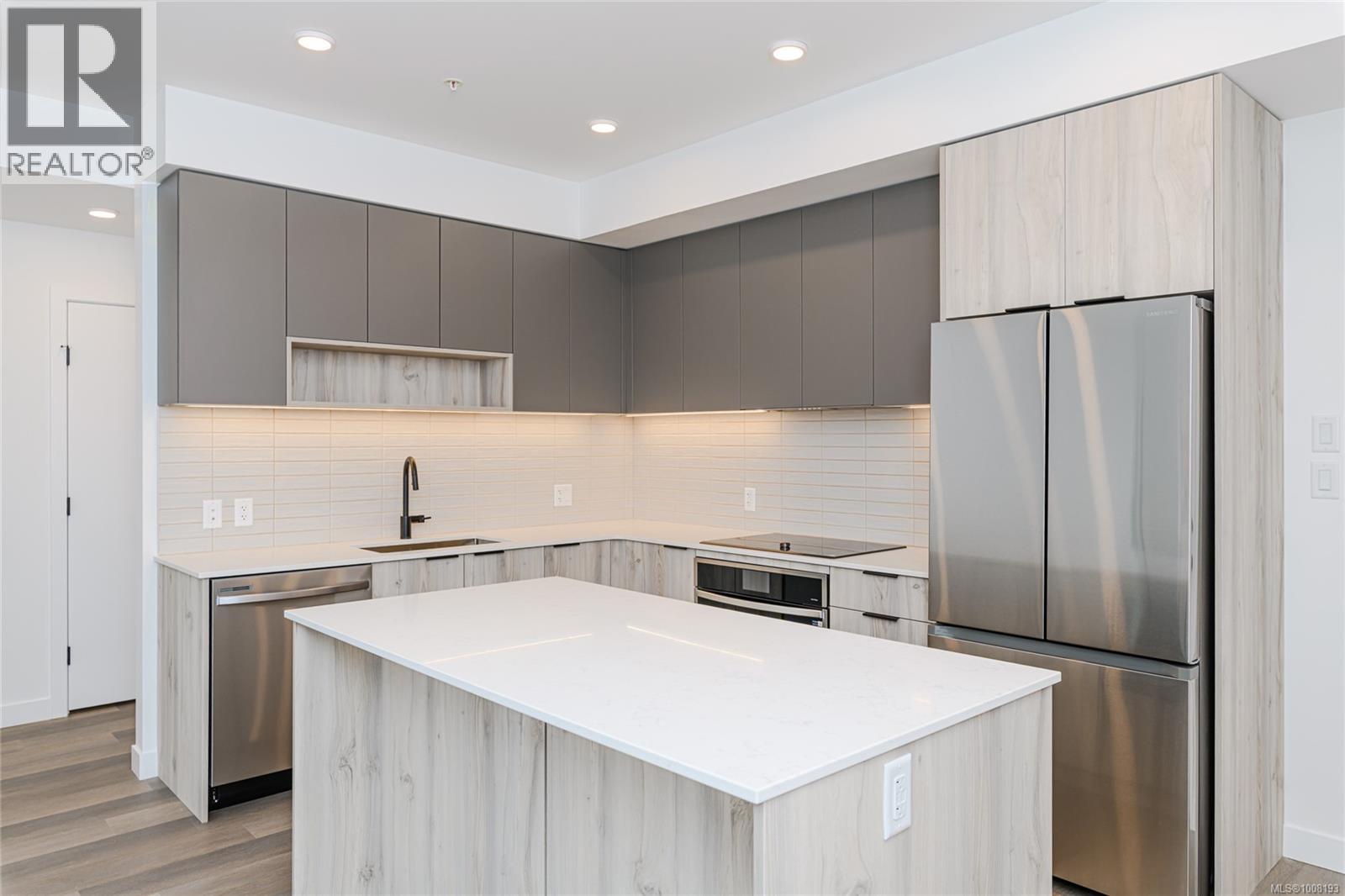 Photo 14 of 102 3564 A Ryder Hesjedal Way, Colwood BC