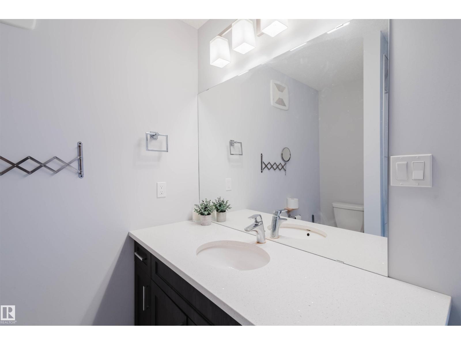 Photo 32 of 18 4835 Wright Dr Sw, Edmonton AB
