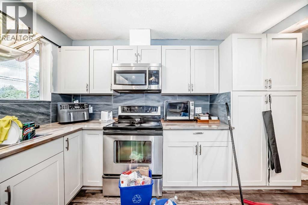 Single Family House Bi-level for Sale in  Maryvale Way NE Marlborough Calgary 