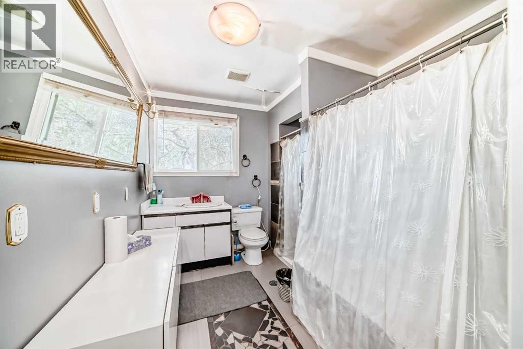 Single Family House Bi-level for Sale in  Maryvale Way NE Marlborough Calgary 