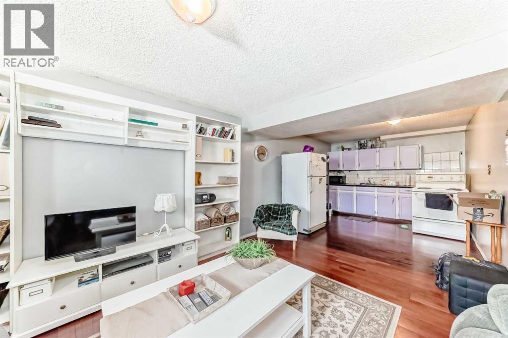 Single Family House Bi-level for Sale in  Maryvale Way NE Marlborough Calgary 