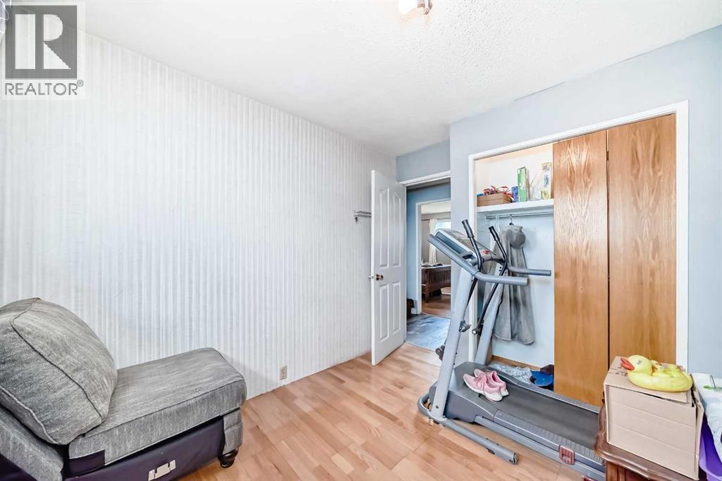 Single Family House Bi-level for Sale in  Maryvale Way NE Marlborough Calgary 