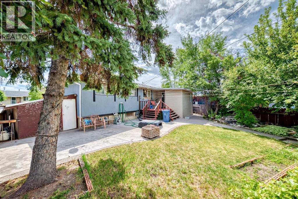 Single Family House Bi-level for Sale in  Maryvale Way NE Marlborough Calgary 