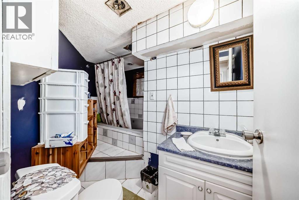 Single Family House Bi-level for Sale in  Maryvale Way NE Marlborough Calgary 