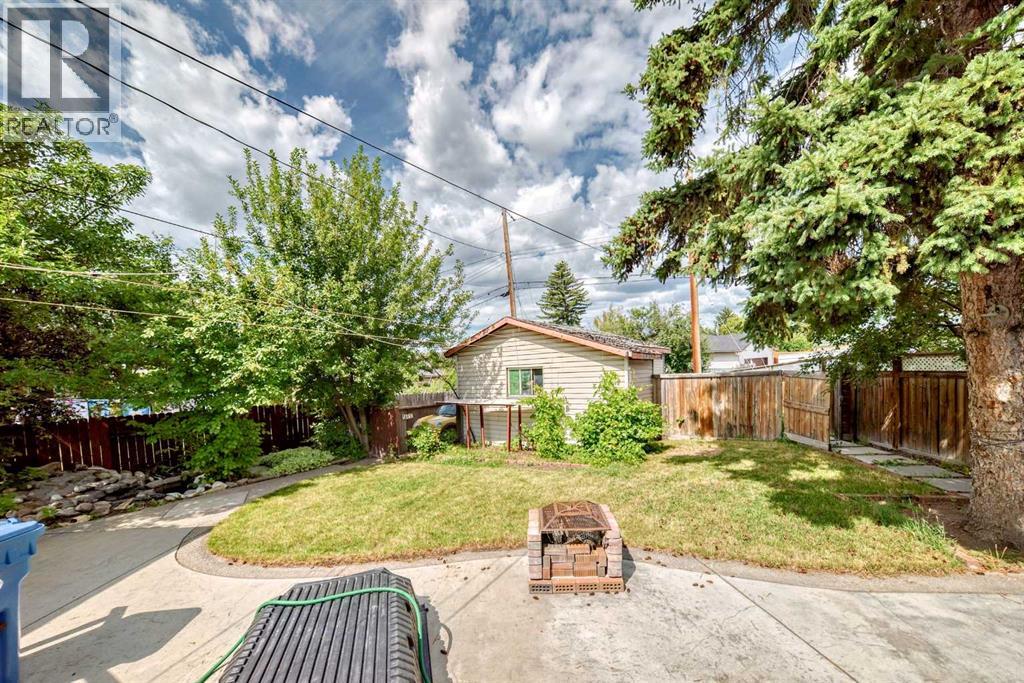 Single Family House Bi-level for Sale in  Maryvale Way NE Marlborough Calgary 
