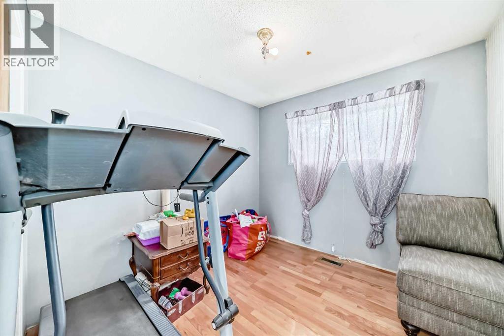 Single Family House Bi-level for Sale in  Maryvale Way NE Marlborough Calgary 