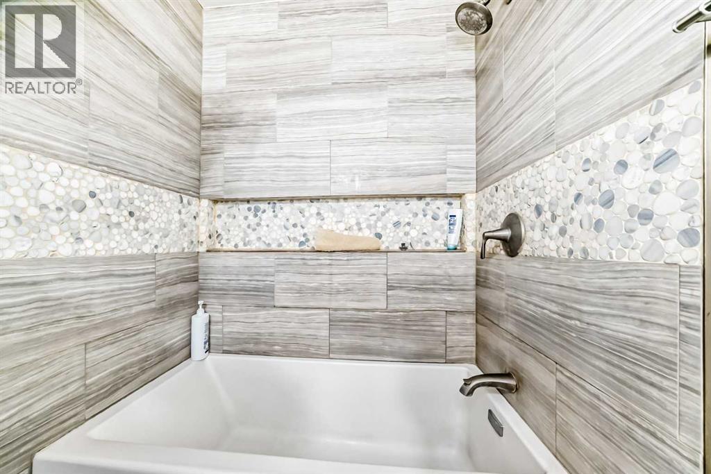 Single Family House Bungalow for Sale in  Whiteside Crescent NE Whitehorn Calgary 