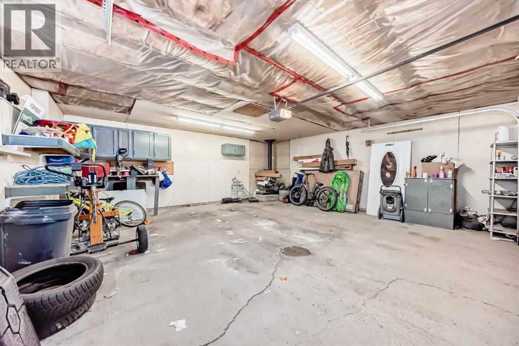 Single Family House Bungalow for Sale in  Whiteside Crescent NE Whitehorn Calgary 