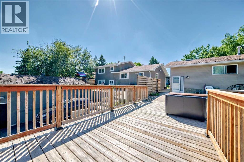 Single Family House Bungalow for Sale in  Whiteside Crescent NE Whitehorn Calgary 