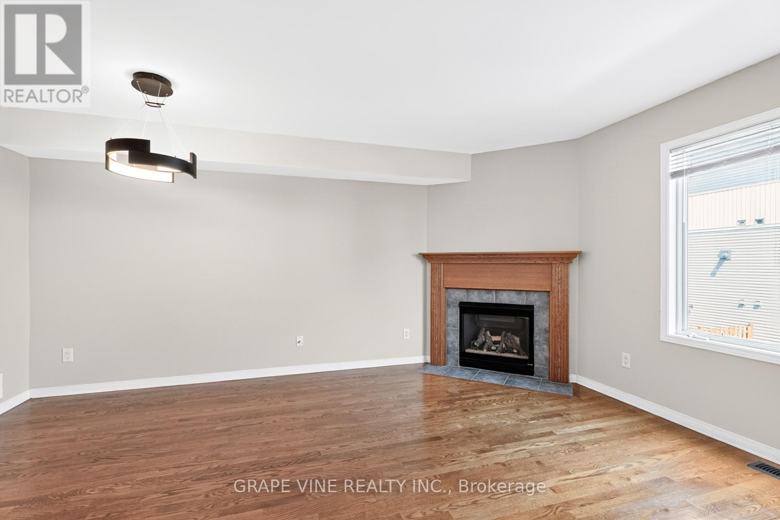 Photo 28 of 21 Scout Street, Ottawa ON