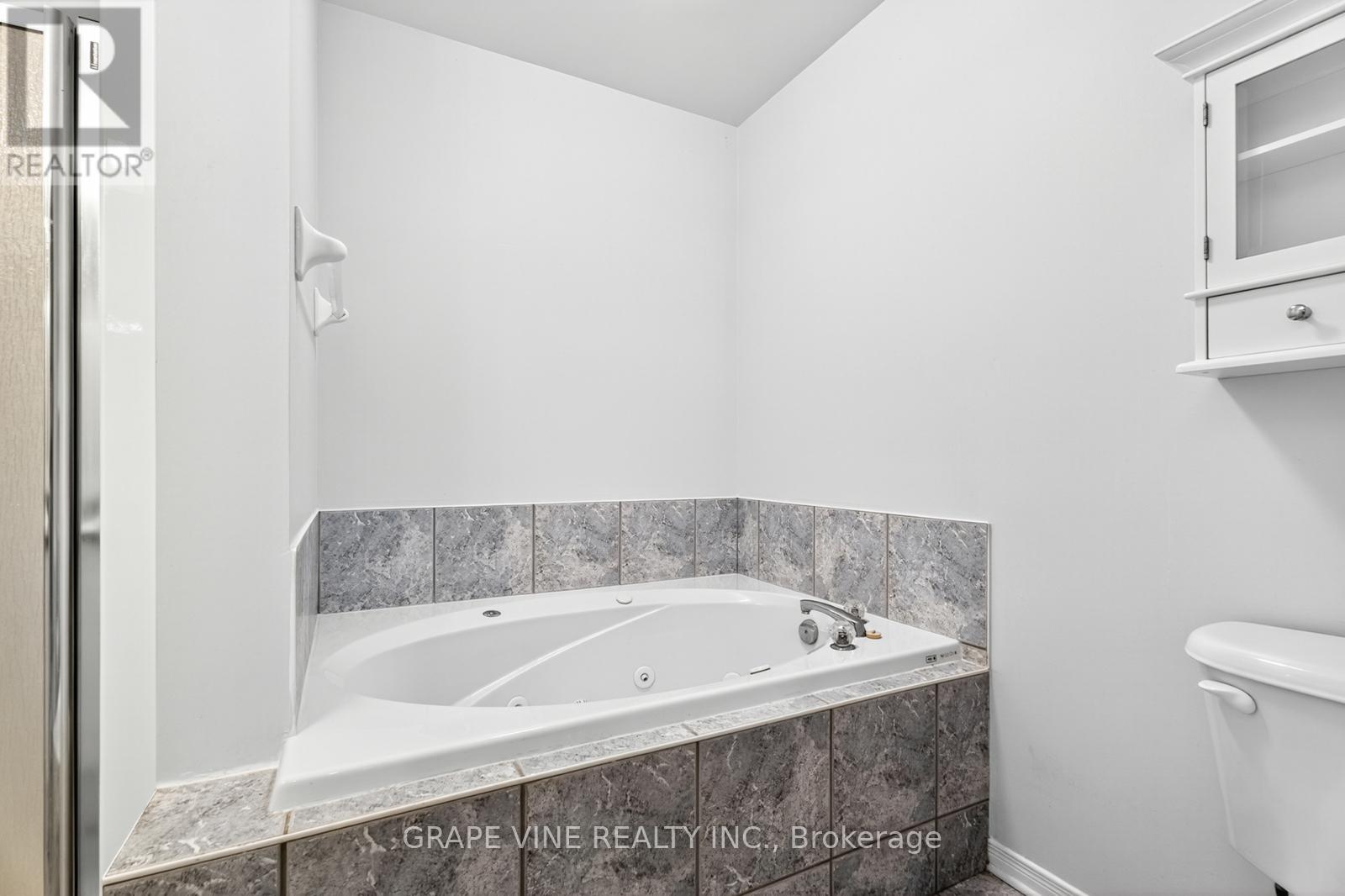 Photo 30 of 21 Scout Street, Ottawa ON