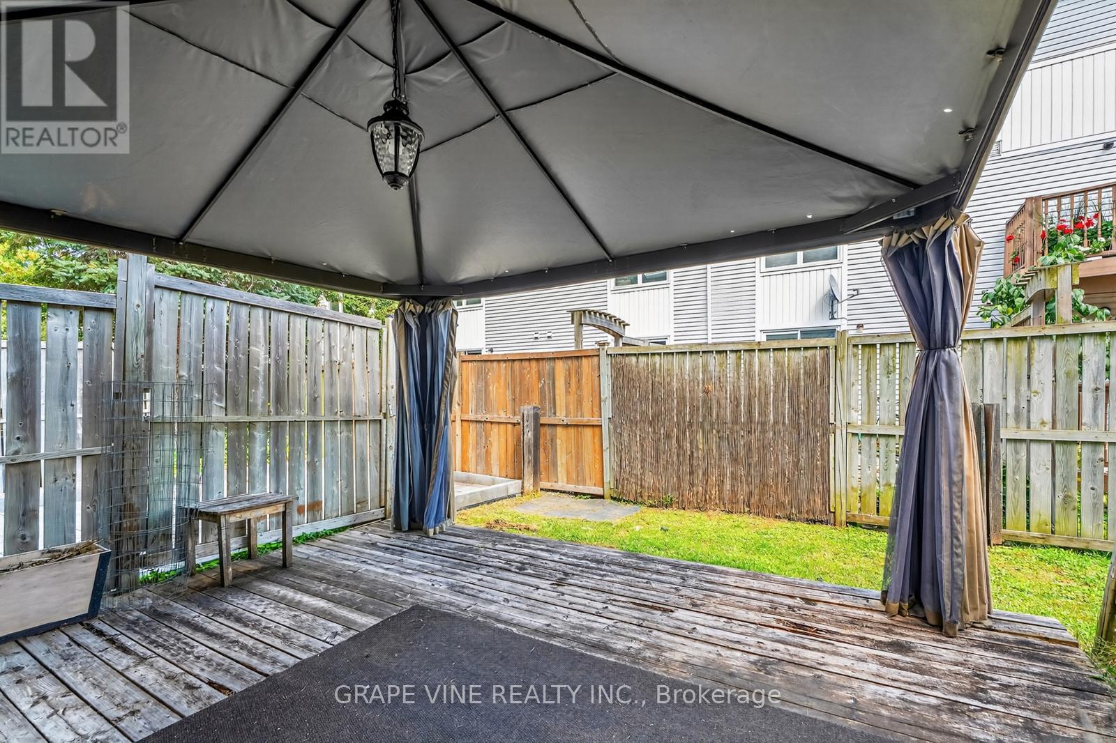 Photo 19 of 21 Scout Street, Ottawa ON