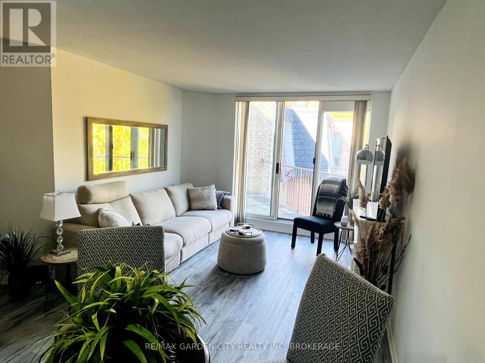 Photo 20 of 504 8111 Forest Glen Drive, Niagara Falls ON