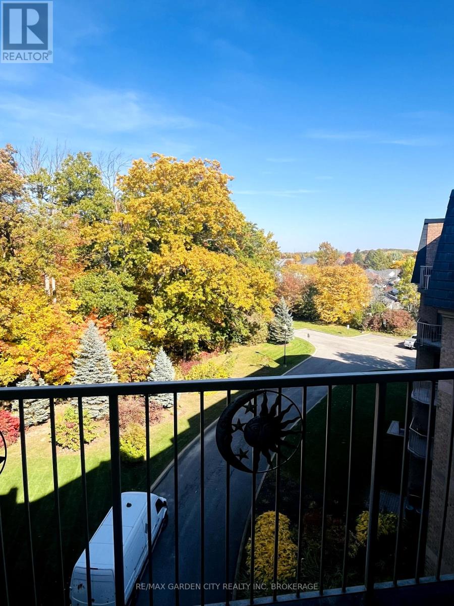 Photo 7 of 504 8111 Forest Glen Drive, Niagara Falls ON