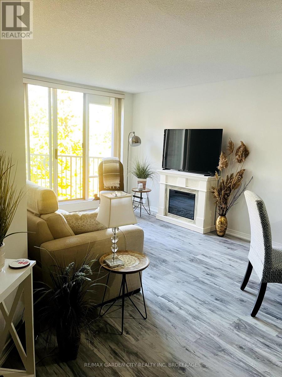 Photo 12 of 504 8111 Forest Glen Drive, Niagara Falls ON
