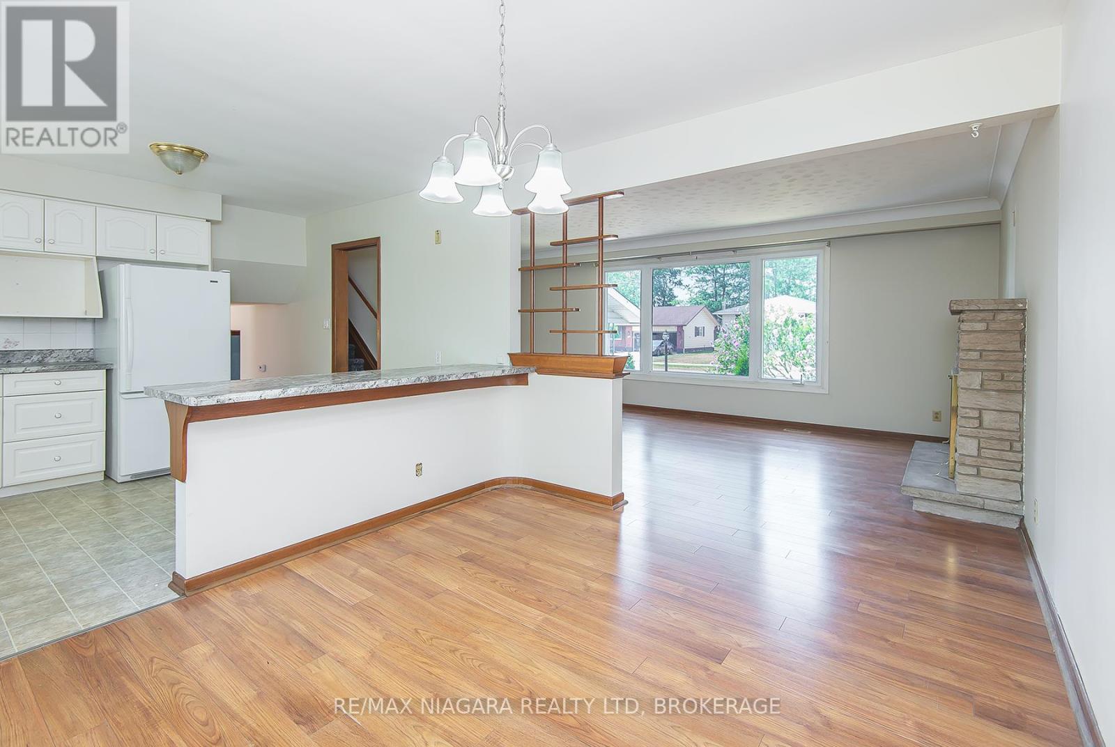 Photo 14 of 800 Ferndale Avenue, Fort Erie ON