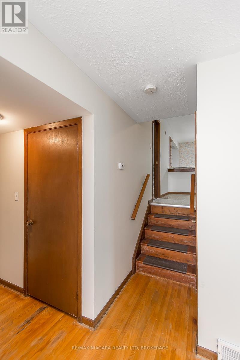 Photo 19 of 800 Ferndale Avenue, Fort Erie ON