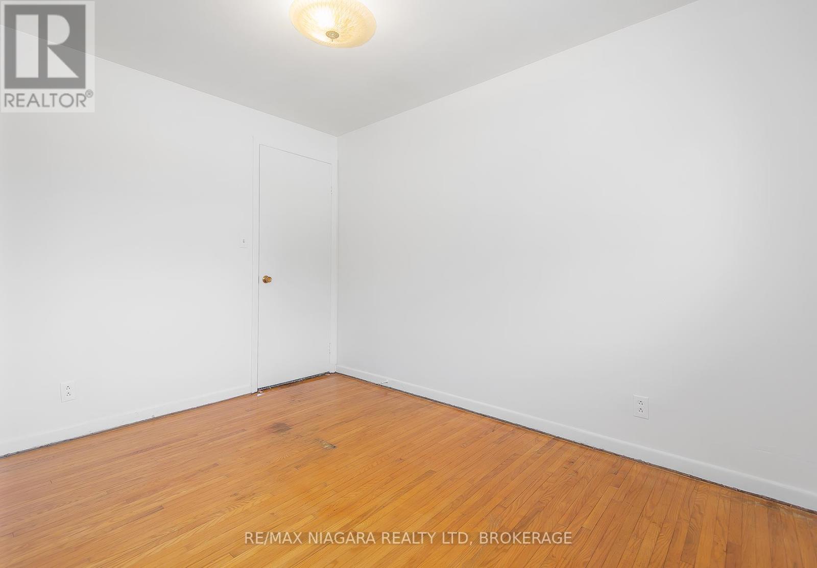 Photo 28 of 800 Ferndale Avenue, Fort Erie ON