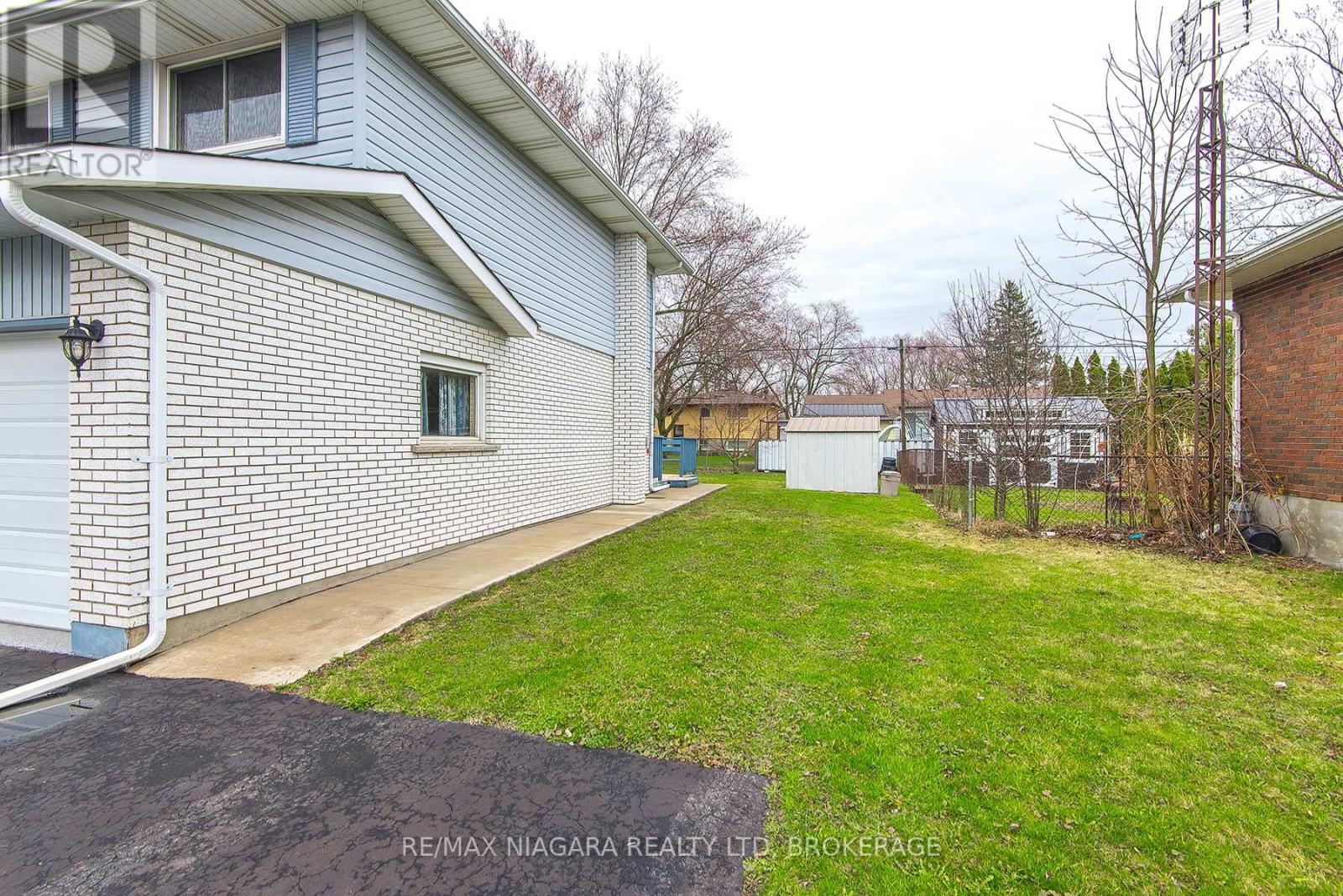 Photo 7 of 800 Ferndale Avenue, Fort Erie ON