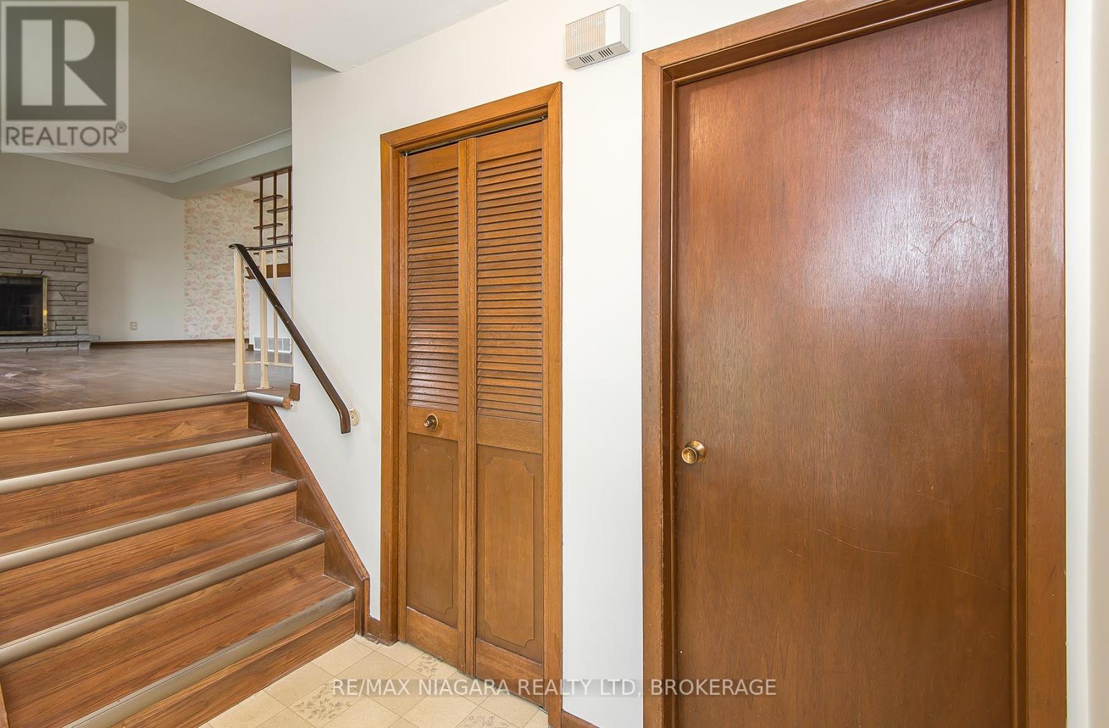 Photo 9 of 800 Ferndale Avenue, Fort Erie ON