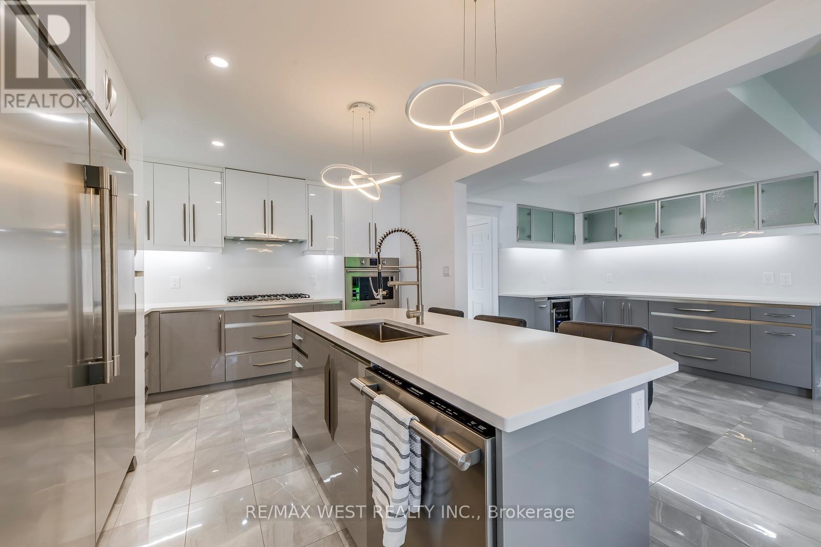 Photo 28 of 8077 Mount Carmel Boulevard, Niagara Falls ON