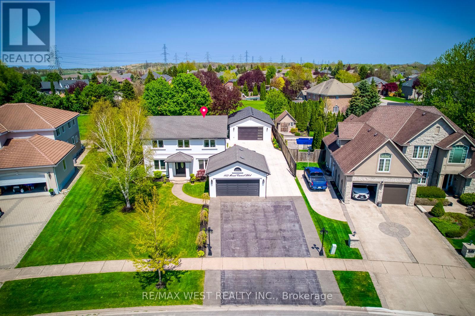 Photo 43 of 8077 Mount Carmel Boulevard, Niagara Falls ON