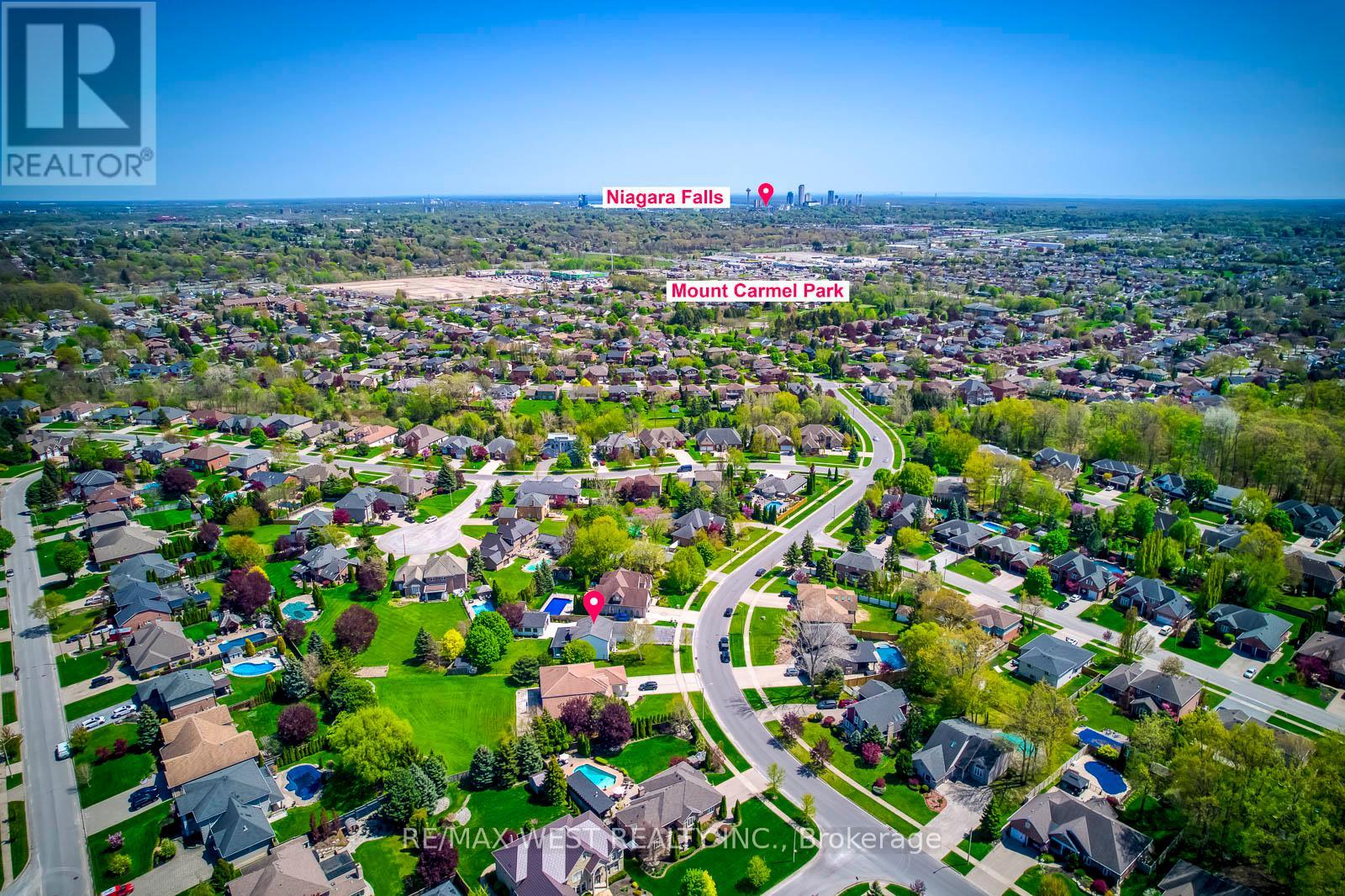 Photo 25 of 8077 Mount Carmel Boulevard, Niagara Falls ON