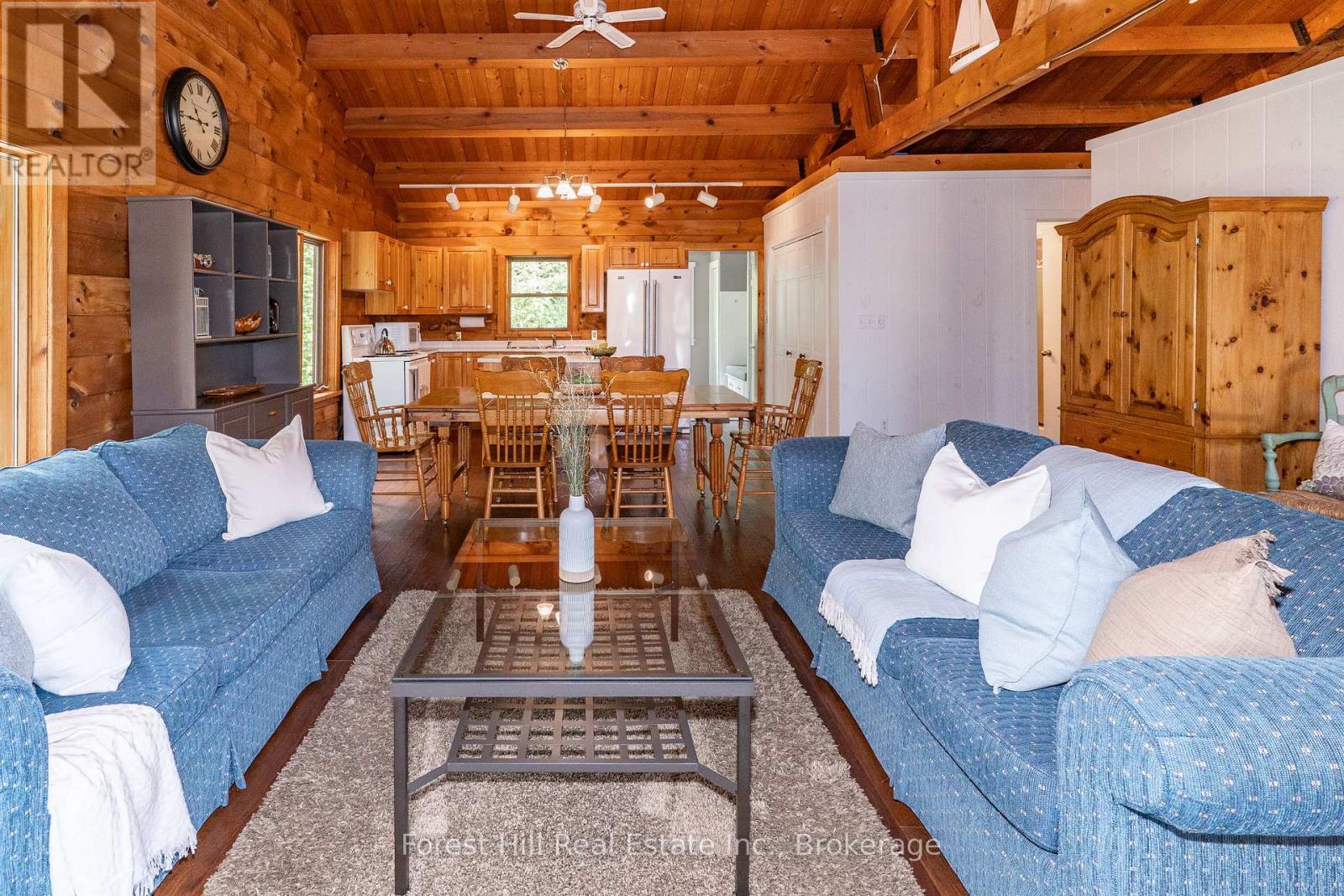 Photo 26 of 29 2324 Hwy 141 Beaumont Bay Rd Road, Muskoka Lakes ON