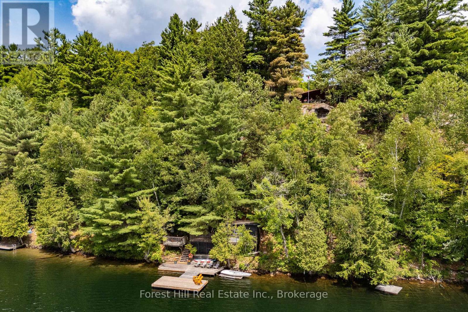 Photo 7 of 29 2324 Hwy 141 Beaumont Bay Rd Road, Muskoka Lakes ON