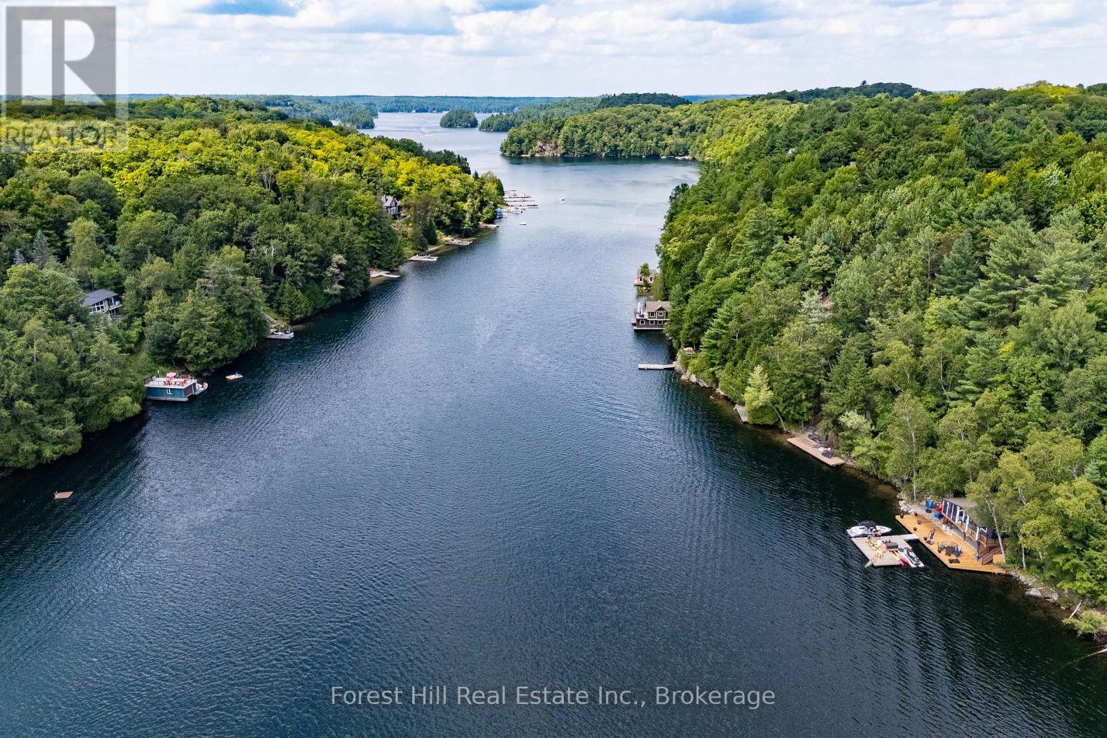 Photo 6 of 29 2324 Hwy 141 Beaumont Bay Rd Road, Muskoka Lakes ON