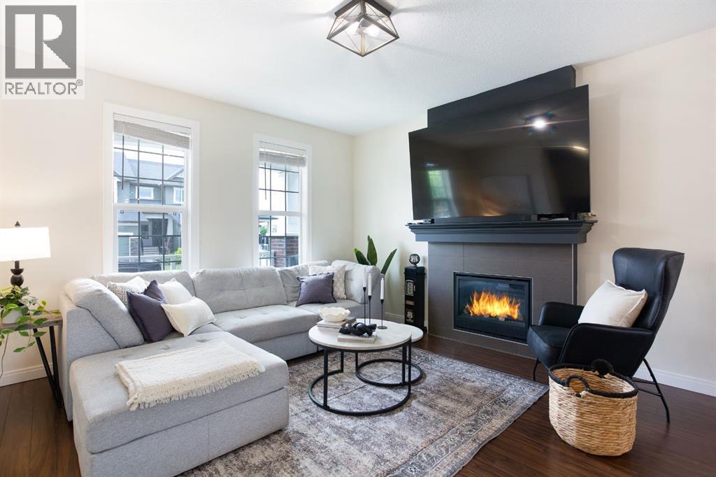 Photo 1 of 154 Cooperswood Place Sw, Airdrie AB