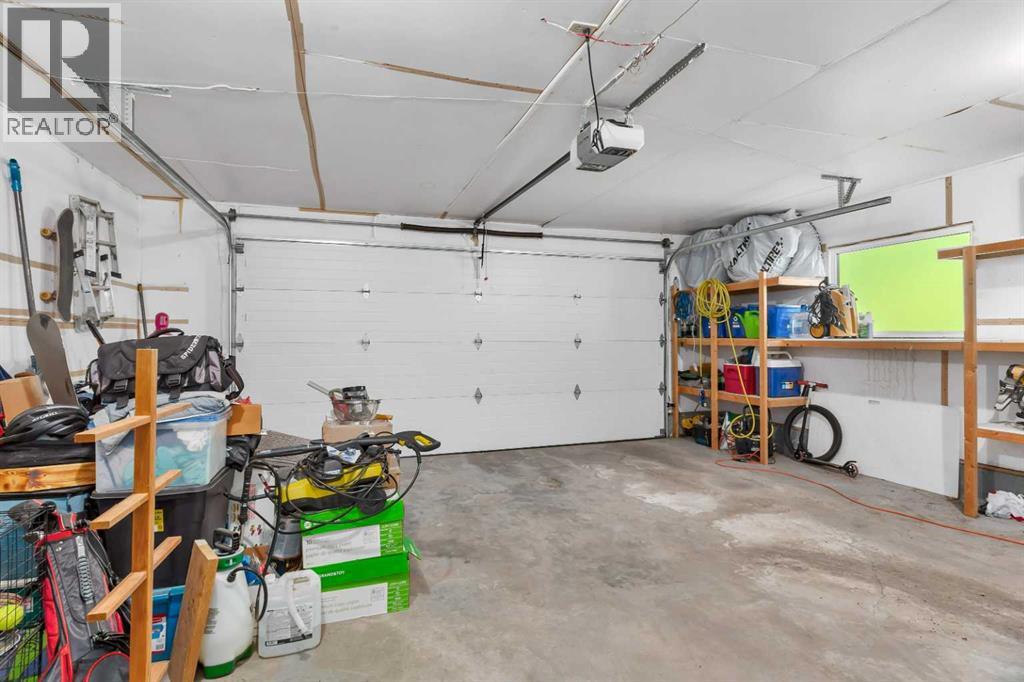 Photo 5 of 116 Armitage Close, Red Deer AB