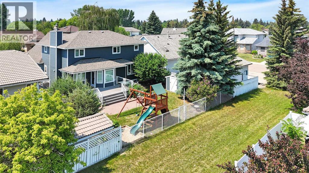 Photo 6 of 116 Armitage Close, Red Deer AB