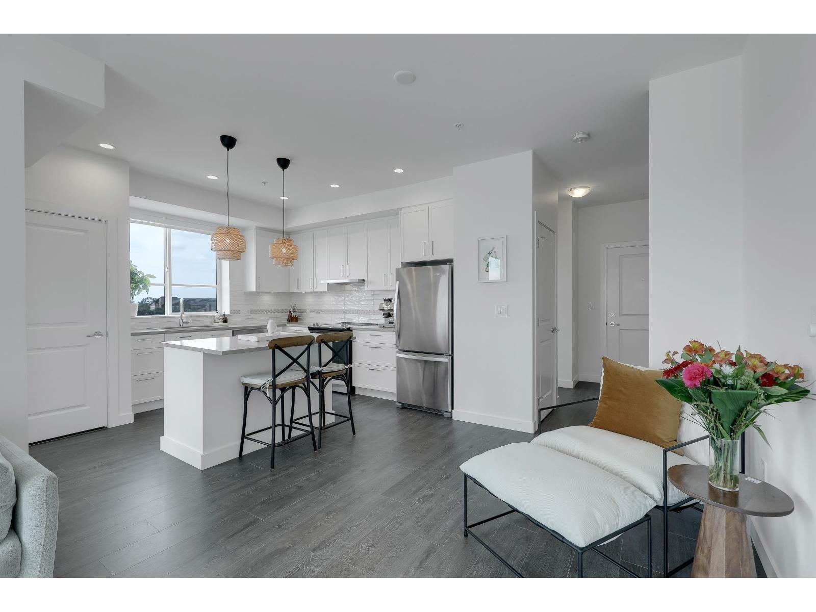 Photo 10 of B 508 20834 80 Avenue, Langley BC