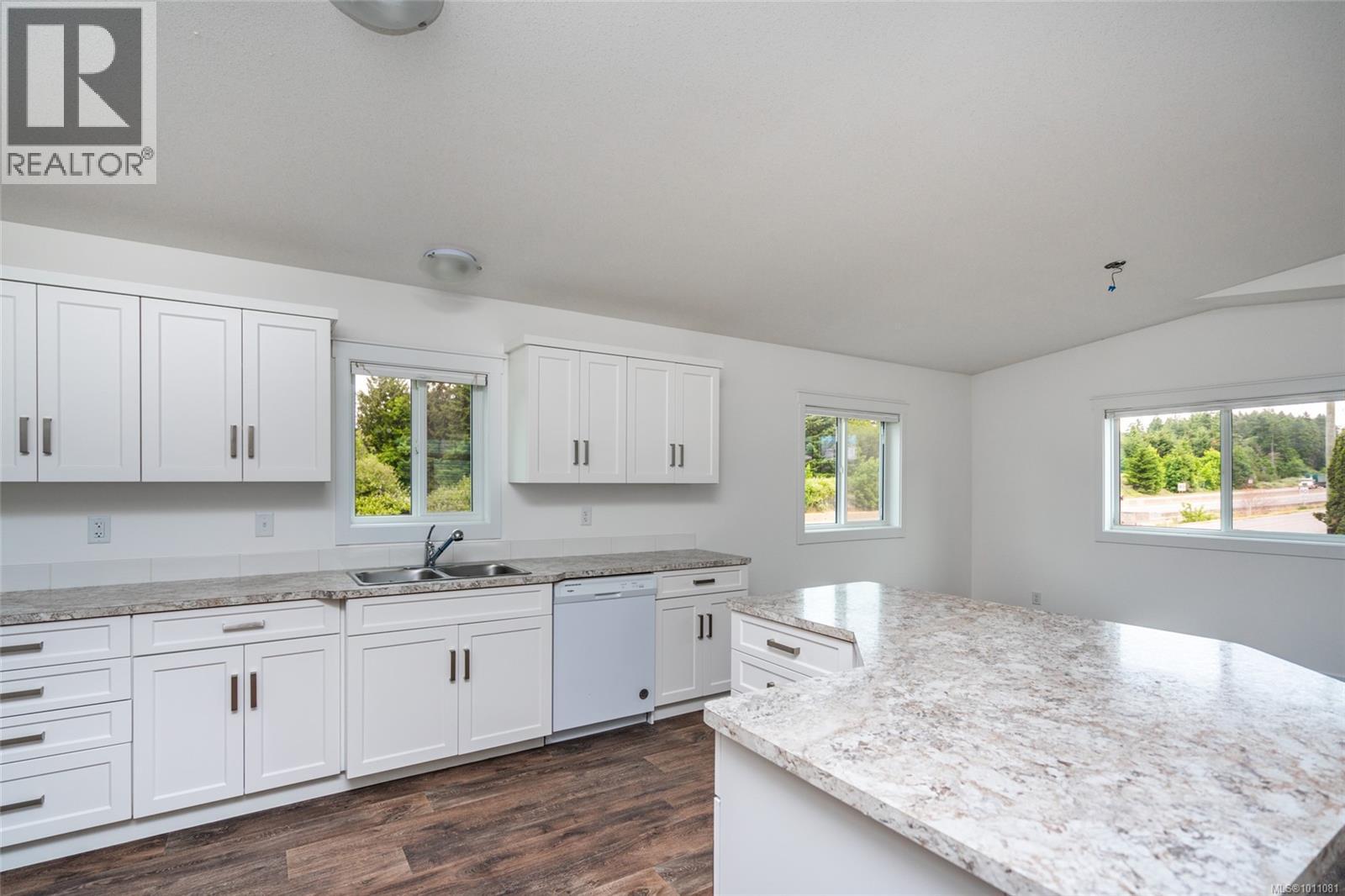 29 731 Marine Dr, Ucluelet