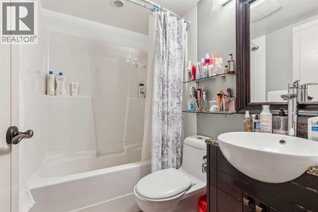 Single Family House for Sale in    Avenue SW Windsor Park Calgary 