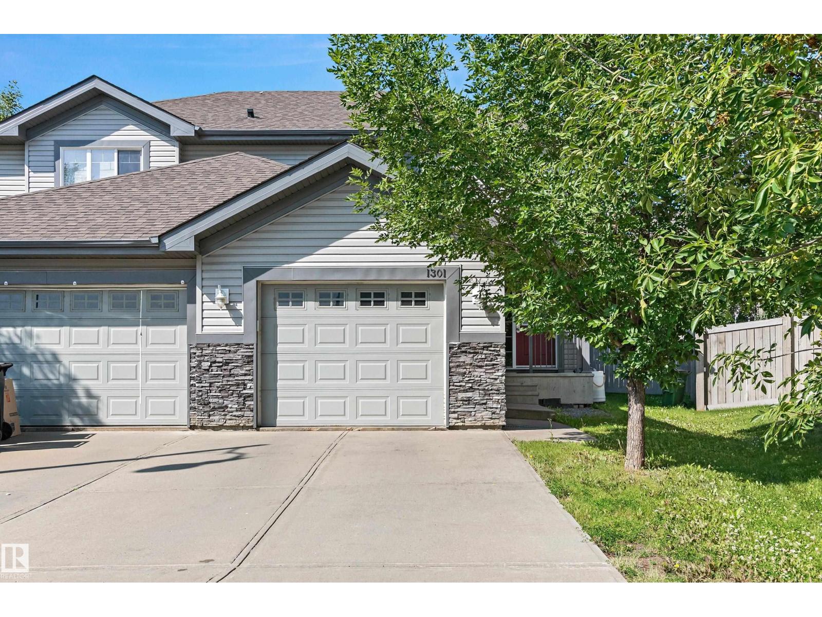 Photo 20 of 1301 Cunningham Dr Sw, Edmonton AB