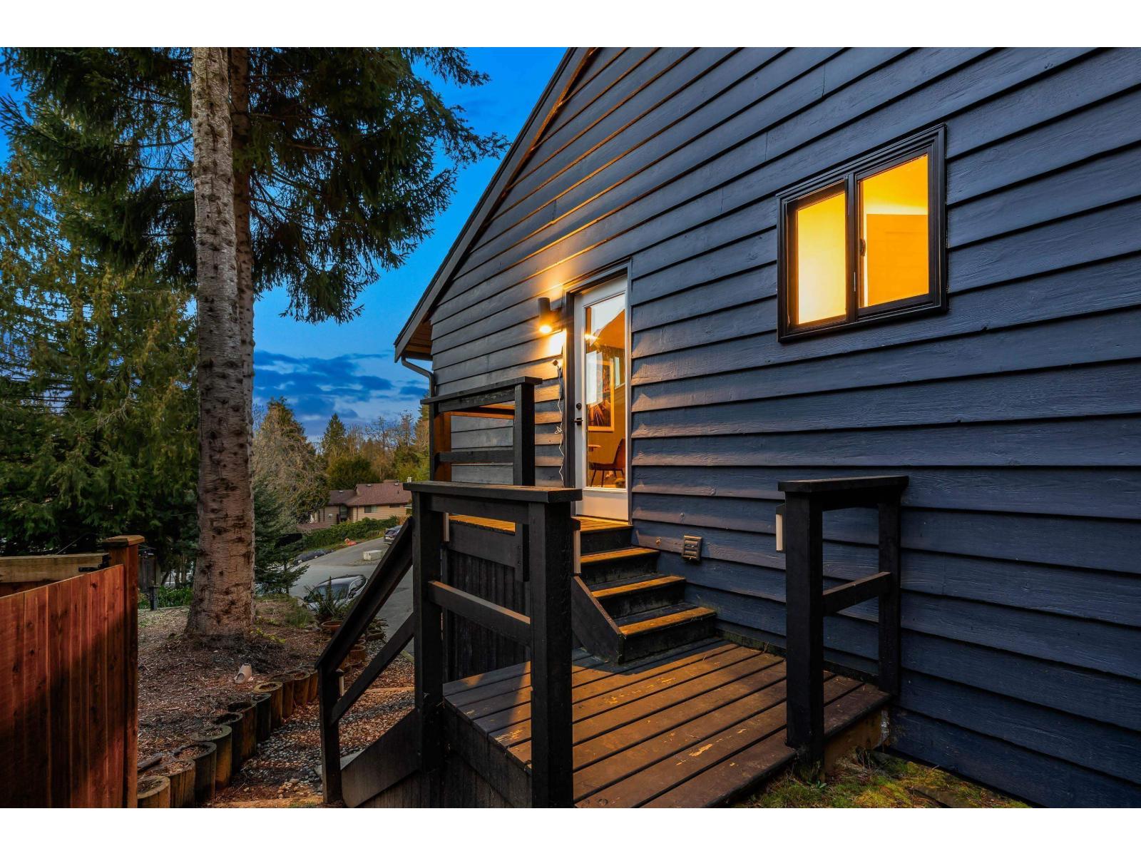 Photo 34 of 4657 208 A Street, Langley BC