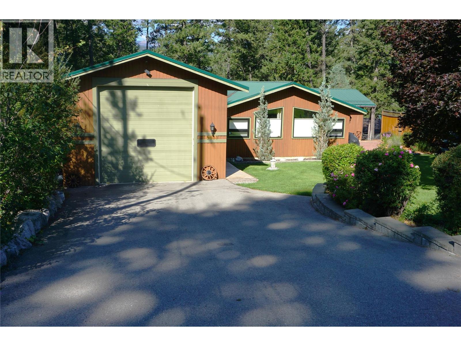 5011 Fairway Drive, Fairmont Hot Springs