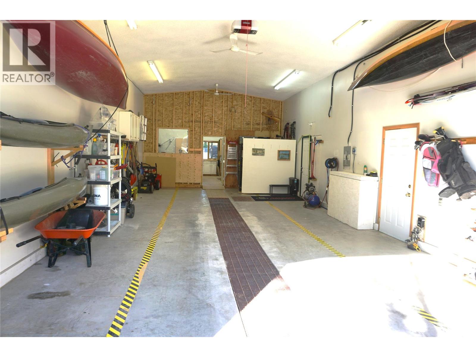 5011 Fairway Drive, Fairmont Hot Springs