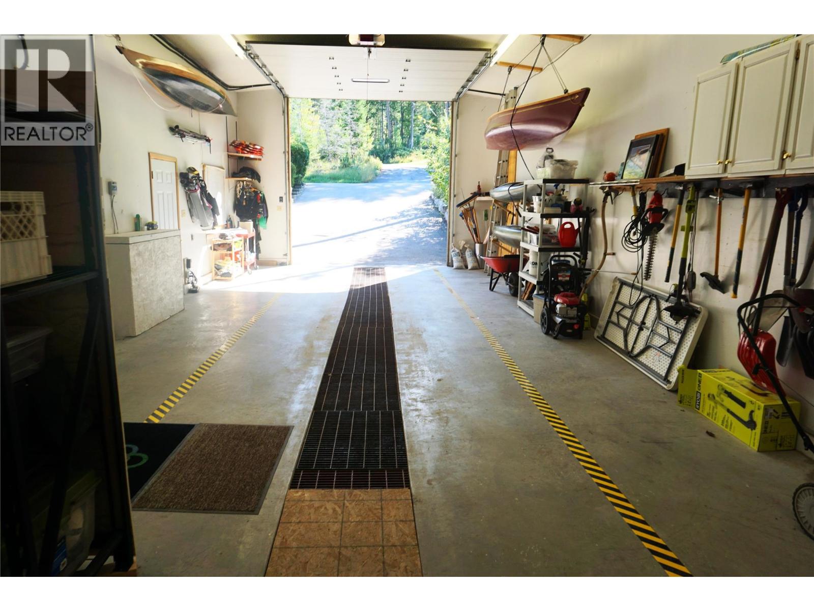 5011 Fairway Drive, Fairmont Hot Springs