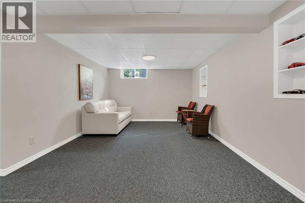 Photo 14 of 4473 Christopher Court, Beamsville ON