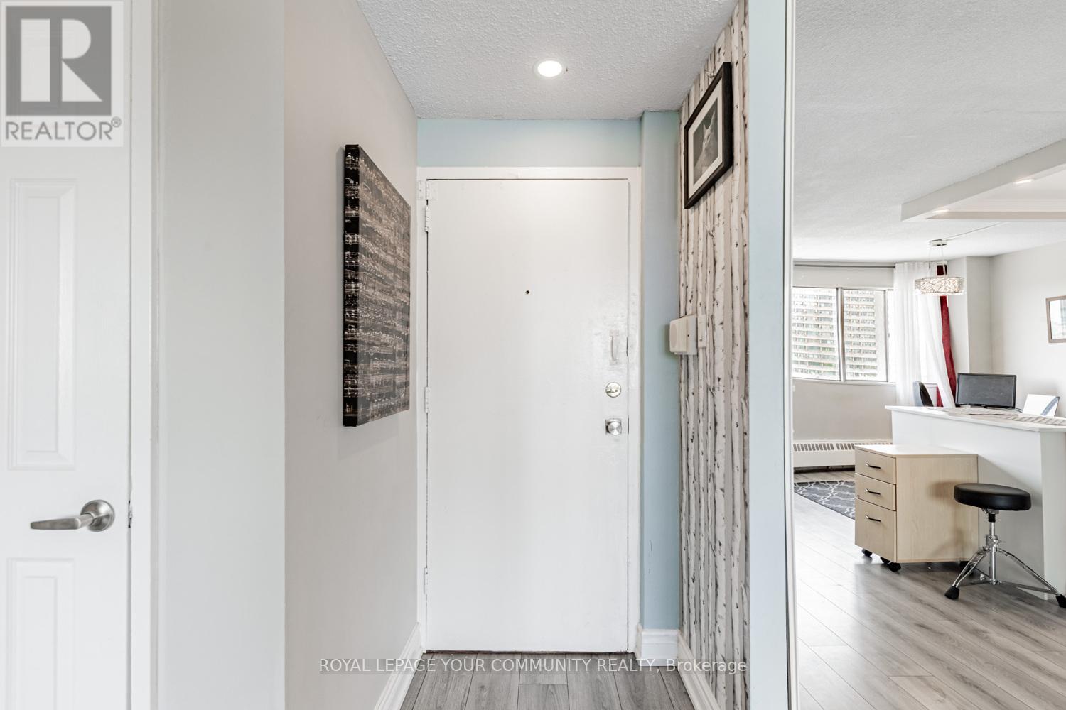 Photo 20 of 912 10 Sunny Glenway, Toronto ON