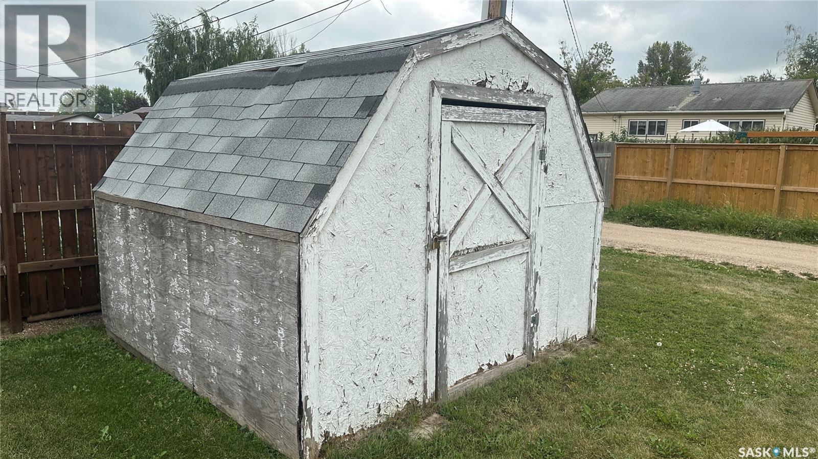Photo 25 of 1004 96th Avenue W, Tisdale SK