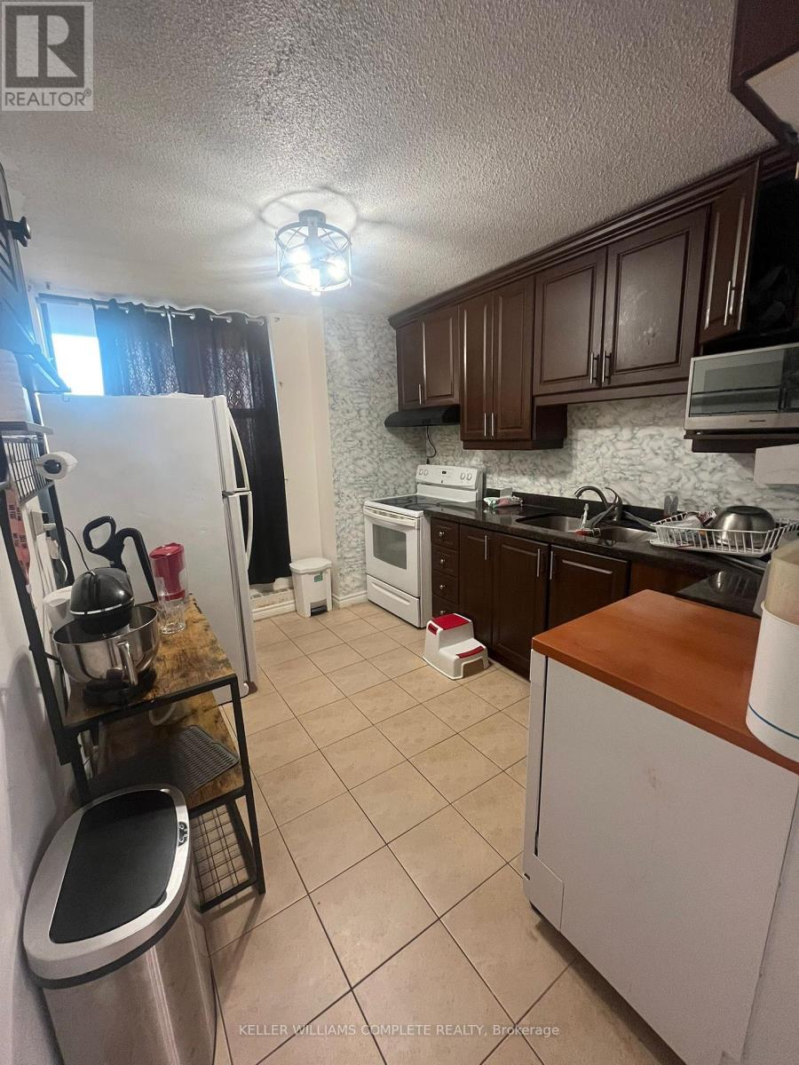 Photo 12 of 1005 100 Wingarden Court, Toronto ON