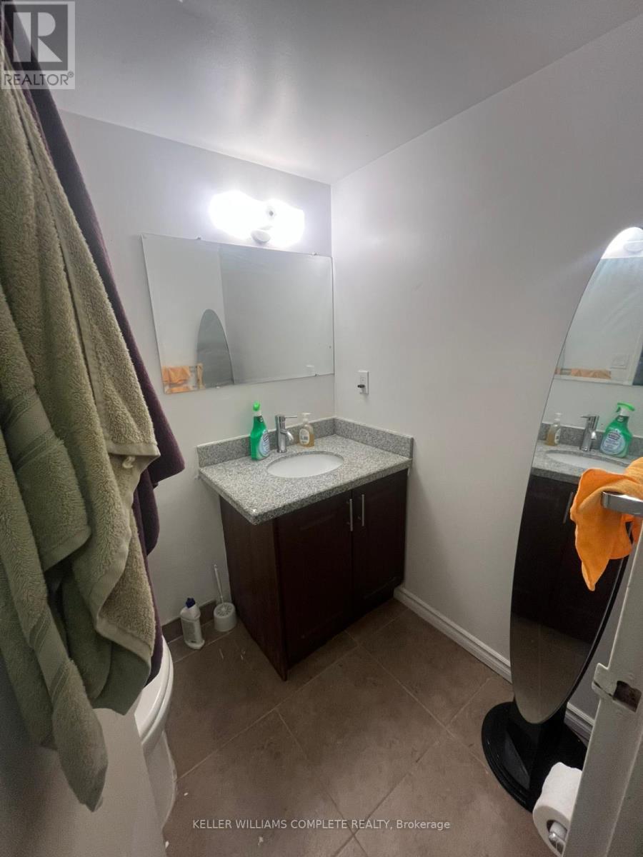Photo 3 of 1005 100 Wingarden Court, Toronto ON
