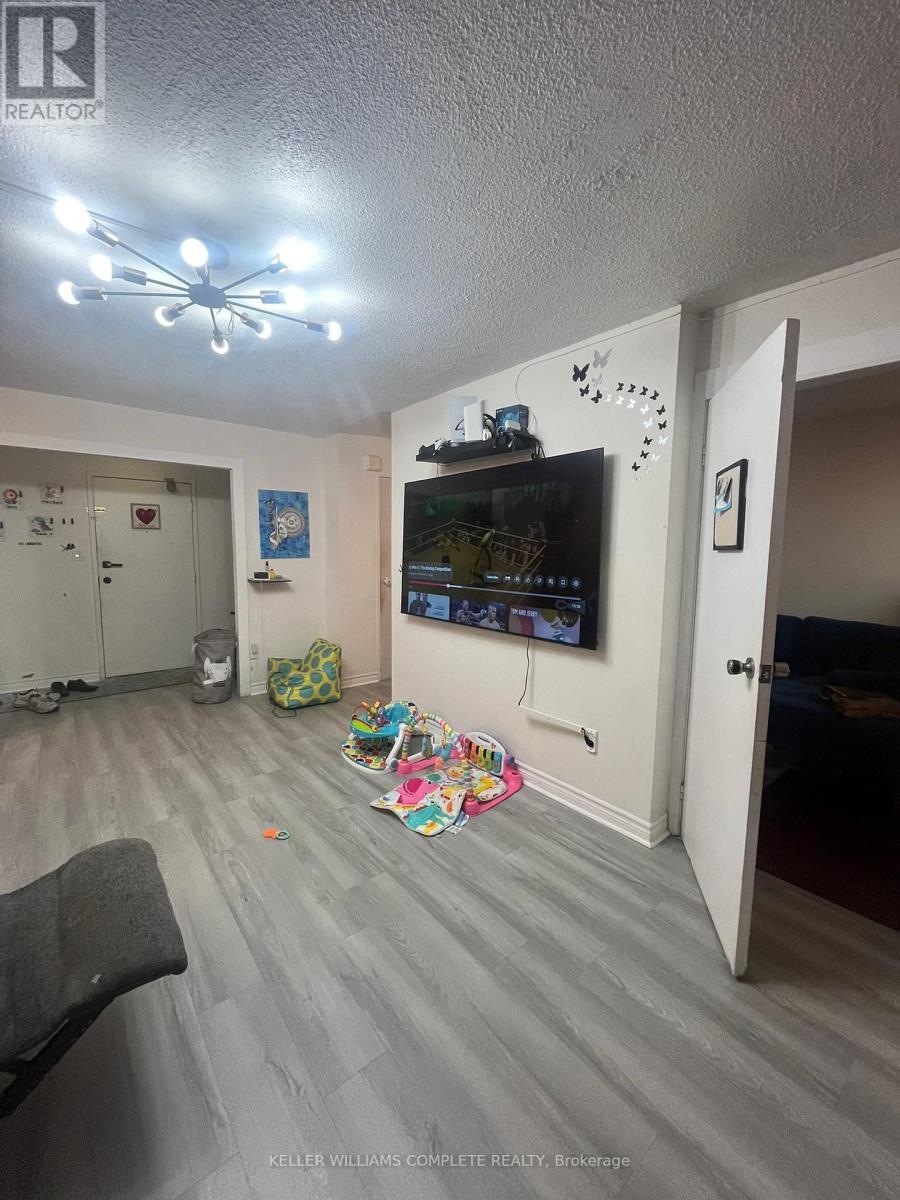 Photo 10 of 1005 100 Wingarden Court, Toronto ON