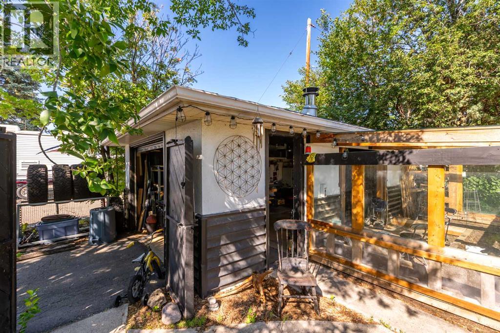 Single Family House Bungalow for Sale in  Lynnwood Drive SE Ogden Calgary 